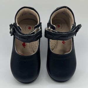 Classic Black Toddler Shoes 7C